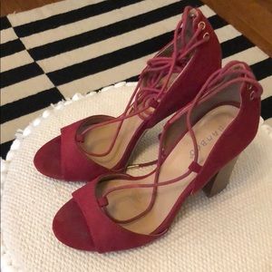 Lulus maroon chunky heel lace up open toe